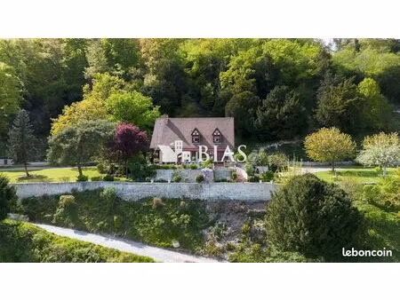 propriété 7 pièces 142 m²