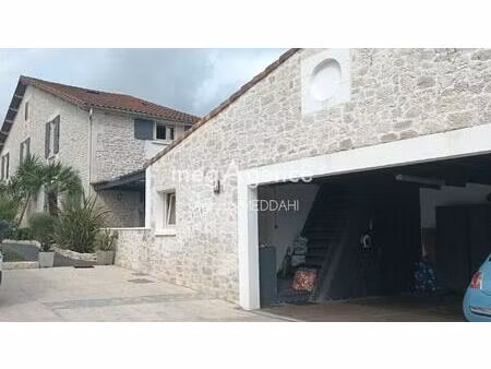 maison atypique charentaise de 201m² au port de riberou à saujon