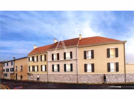 terrain pontoise gare 268m2