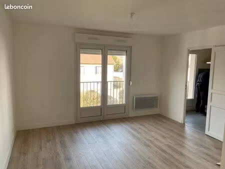 studio a louer nogent le roi