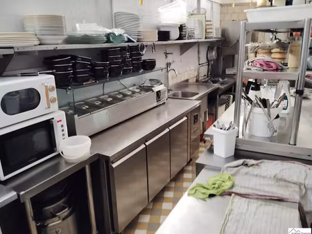 vente commerce 15 pièces 550 m² vence (06140)