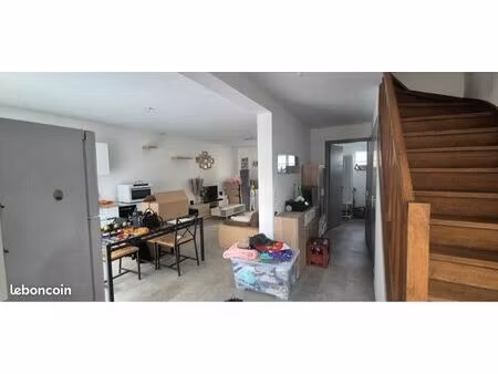 à louer maison à beville le comte