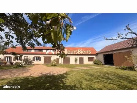 maison 4 pièces 150 m²