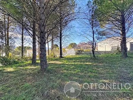vente terrain 615 m² roquebrune-sur-argens (83520)
