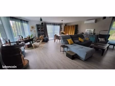 villa 3 chambres vic le fesq