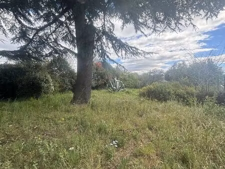 terrain 311 m² montpezat