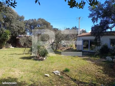 terrain 600 m² aubais