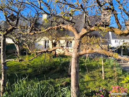 maison avec jardin de fruitiers