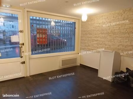 local commercial 56 m²