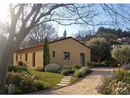 vente terrain 750 m² à draguignan (83300)  142 000 €