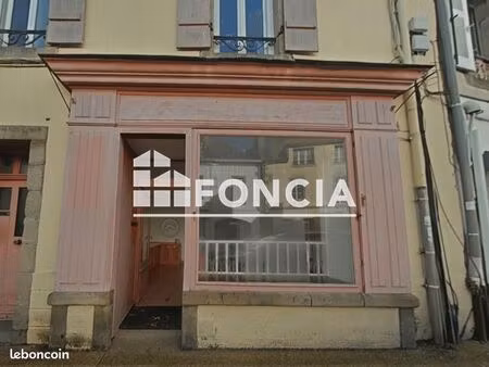 local commercial 47 m²