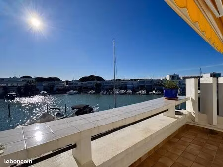 marina 2 chambres avec place de bateau