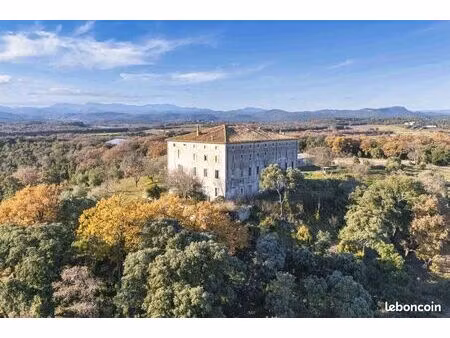 maison 20 pièces 610 m²