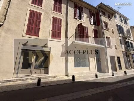 local commercial 60 m² nîmes