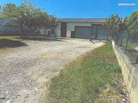 2 locaux d’activité + appartement + terrasse – garidech (proche toulouse)