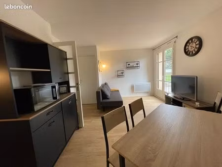 appartement t2 meublé de 31m2 + place de parking + cave