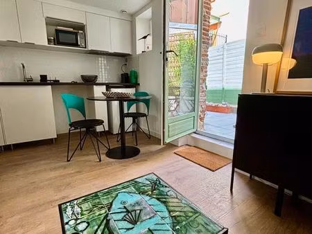 studio meublé rénové + terrasse – calme – dupuy / jean rieux