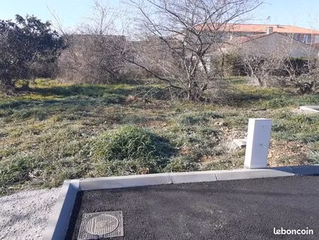 terrain 400 m² saint lys