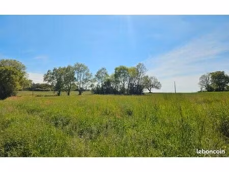 terrain 2 100 m² forgues