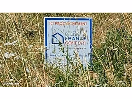 terrain 695 m² saint lys