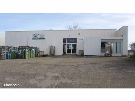 local commercial ou industriel avec bureaux