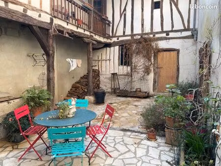 maison de ville 4 pièces 111 m²