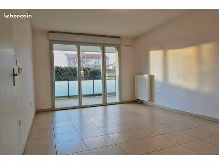 t2 quartier très calme - terrasse intimiste 7 m² - parking privatif sécurisé – local vélos