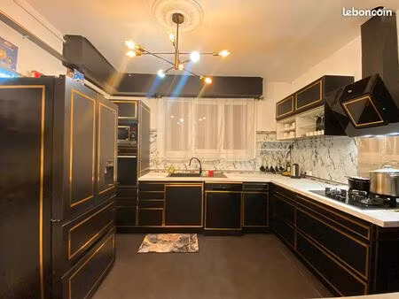 maison 6 pièces 164 m²