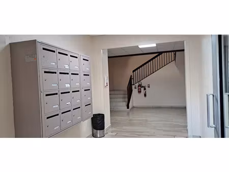 vente locaux professionnels 5 pièces 98.12 m² à aix-en-provence (13090)  204 000 €