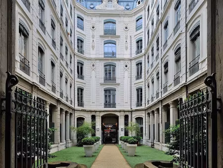 vente locaux professionnels 6 pièces 150 m² à lyon 1er (69001)  825 000 €