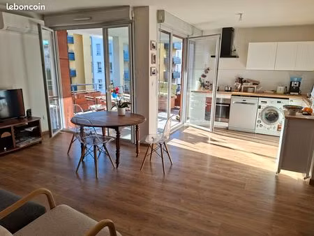 ? t3 lumineux avec terrasse 20 m²  piscine et double parking – toulouse ponts-jumeaux