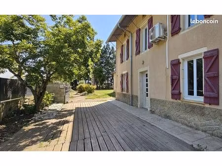 maison et appartement attenant