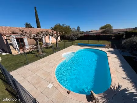 villa t4 95 m2 au calme  proche commodités