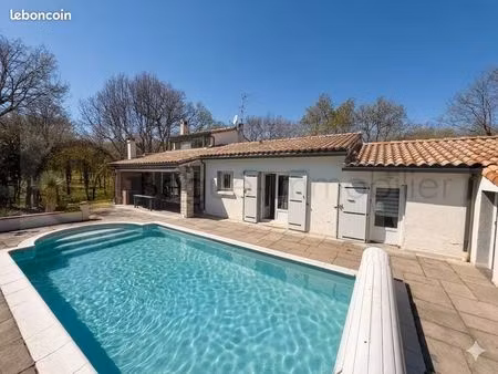 maison 5 pièces 140 m²