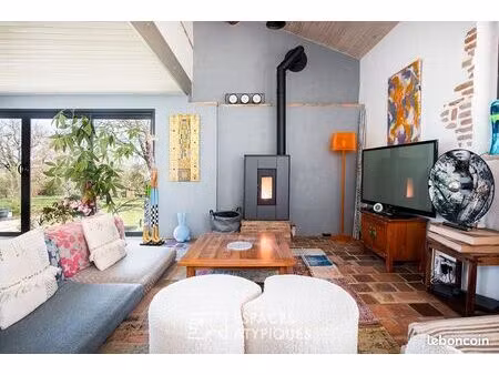 maison 5 pièces 242 m²