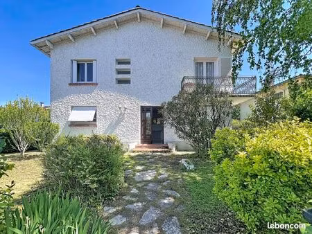 maison de ville 5 pièces 157 m²