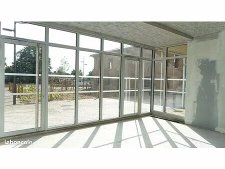 local commercial ramonville-saint-agne