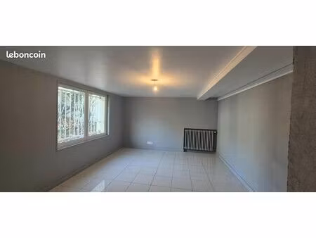 local commercial 19 m²