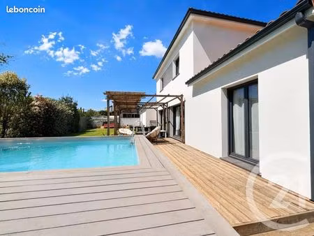 maison 6 pièces 128 m²