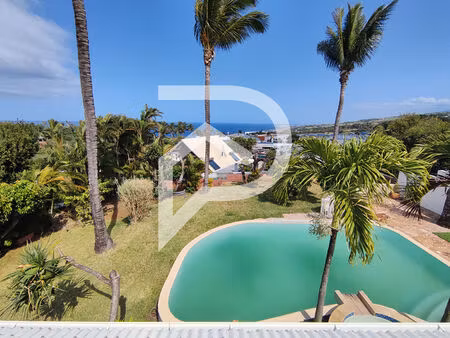 villa avec piscine  vue mer  134 m2 sur 930m²