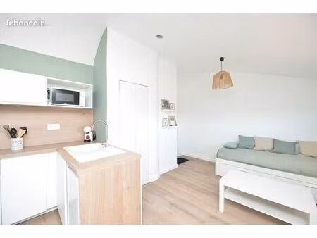 studio 1 pièce 22 m²