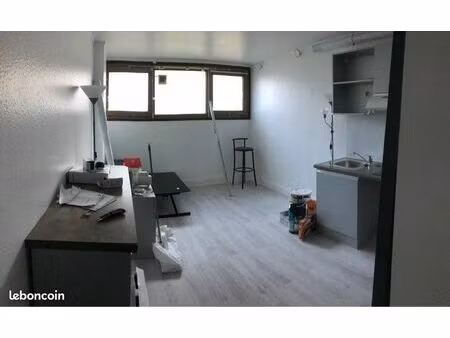 gradignan centre  studio meublé de 20m2