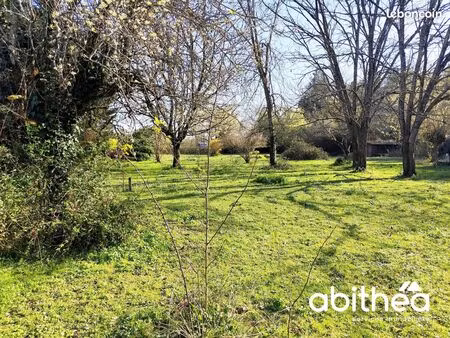 terrain 1061 m² saint-martin-du-bois