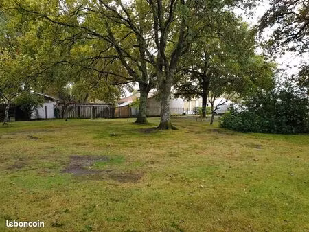 terrain 970 m² lesparre medoc