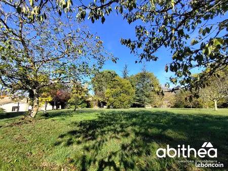 terrain 696 m² saint-ciers-d'abzac