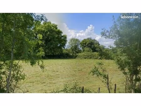 terrain 1 200 m² moulon