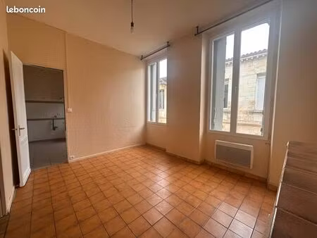 bordeaux chartrons appartement t1bis - 38 22 m² - 1er étage