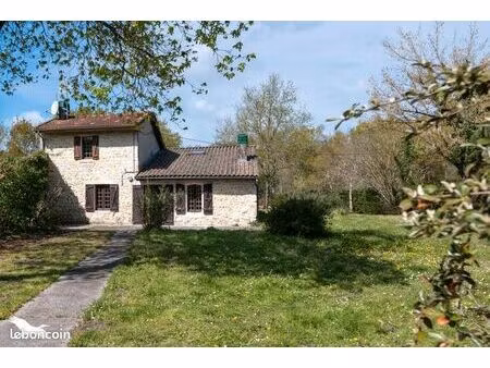 maison 2 pièces 90 m²