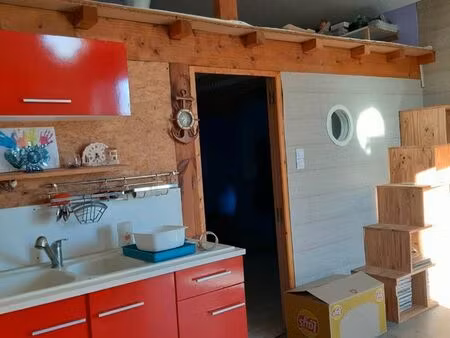 maison pierres  chalet à l'étage