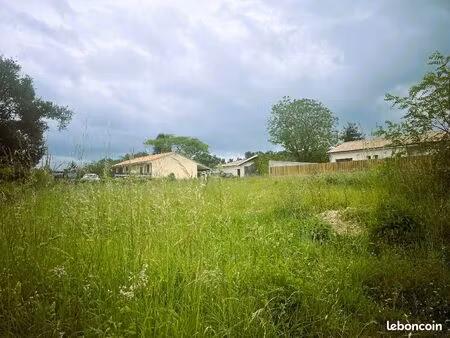terrain 700 m² saint andre de cubzac